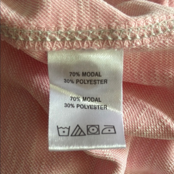 Age of Wisdom Men’s Medium Pink Polo Shirt with Classic Collar and Short Sleeves - Picture 4 of 4